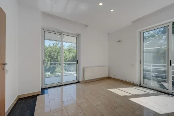 Apartament 4 camere București - poza 1