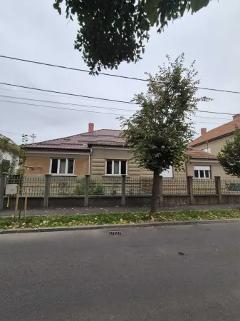 Casă 4 camere Satu Mare - poza 1