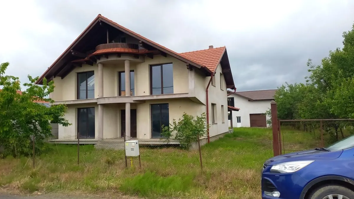 Casă 4 camere Martinesti - poza 1