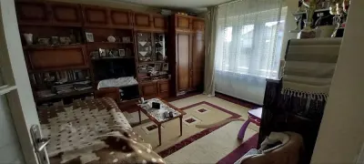 BRASADAS vinde casa in zona Titulescu / schimb apartament. - Satu Mare