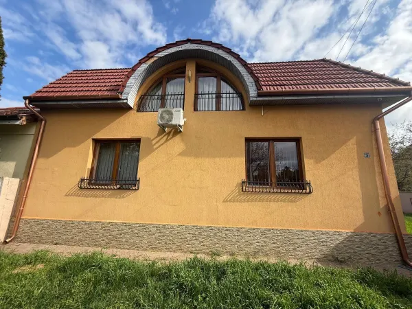 Casă 4 camere Satu Mare - poza 1