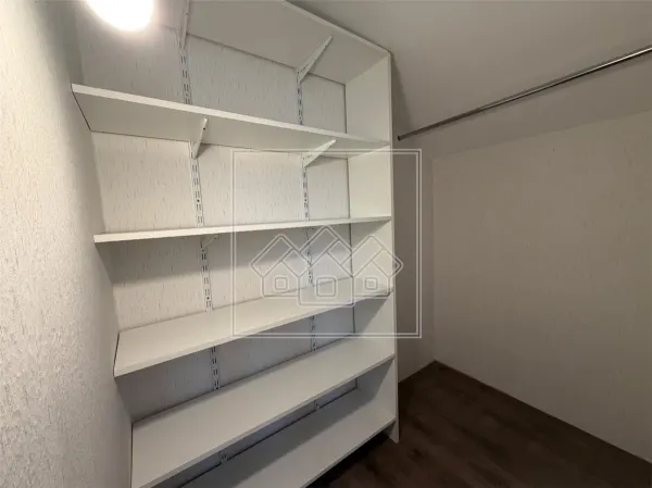 Casă 4 camere Șura Mare - poza 12