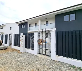 Casa 120 mp cu 3 dormitoare si curte 250 mp - Arhitectilor - Sibiu