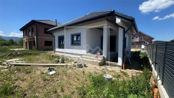 Casă 4 camere Cristian - poza 14