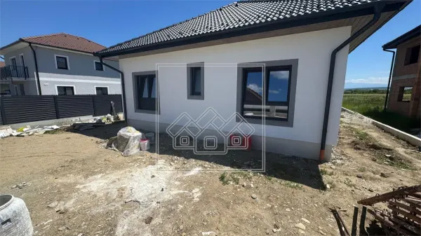Casă 4 camere Cristian - poza 5