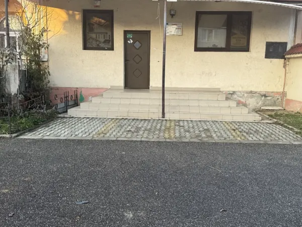 Apartament 4 camere Satu Mare - poza 1