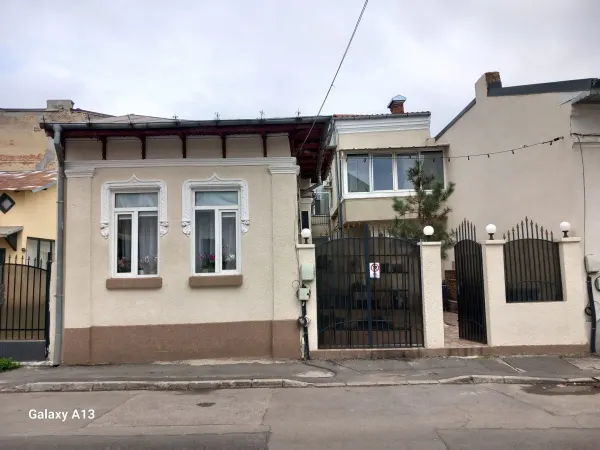 Casă 3 camere București - poza 1