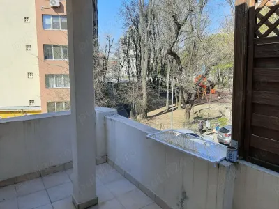 Apartament 4 camere București - poza 8