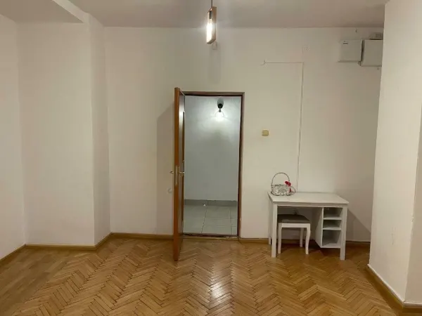 Apartament 4 camere București - poza 2