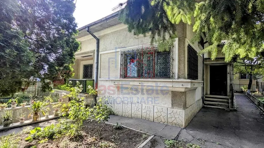 Casă 4 camere Iași - poza 1