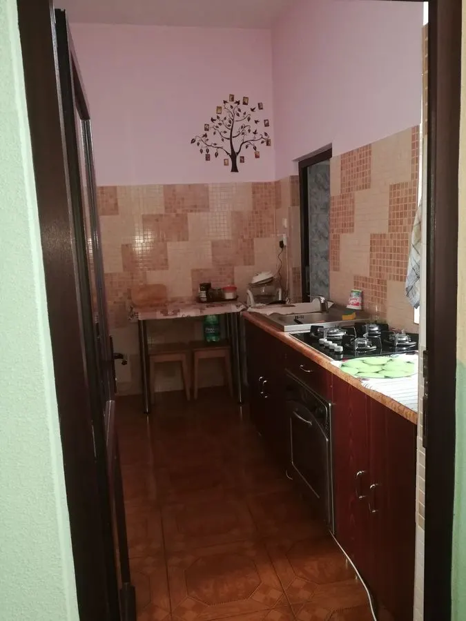 Casă 3 camere București - poza 1
