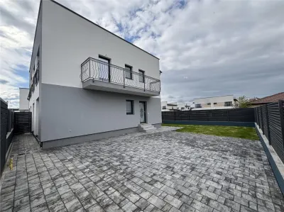 Casă 4 camere Șelimbăr - poza 2