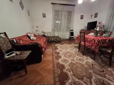 Casa in Sibiu - Parcul Sub Arini, curte 194 mp, ideala pentru locuinta sau birouri - Sibiu