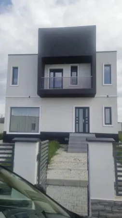 Casă 4 camere Iași - poza 1
