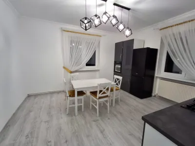 Apartament cu 3 camere la vila - zona Stefan cel Mare - Sibiu
