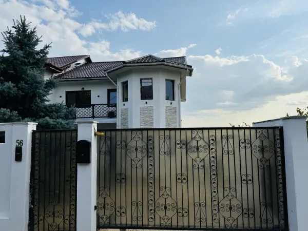 Casă 4 camere Iași - poza 1