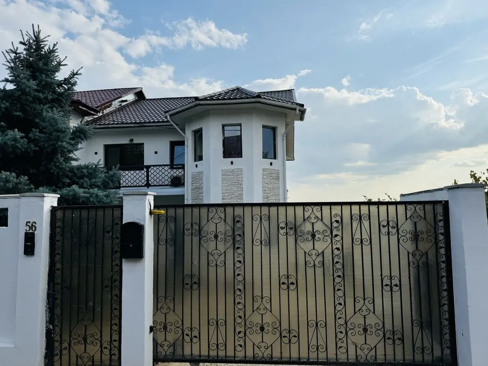 Casă 4 camere Iași - poza 1