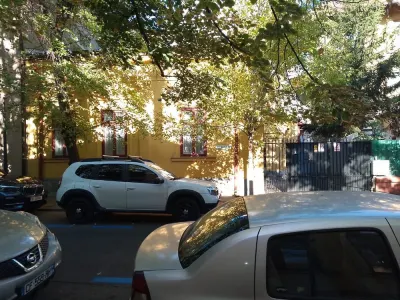 Inchiriez casa la curte in centru,zona Foisorul de Foc - Bucuresti