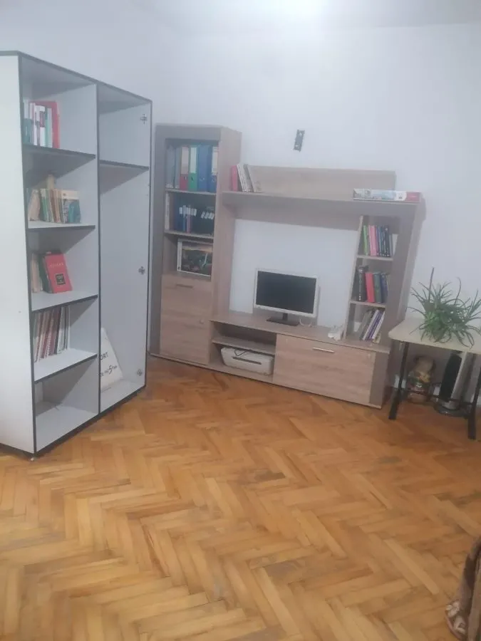 Apartament 3 camere București - poza 1