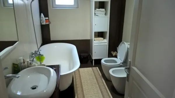 Casă 15 camere București - poza 4