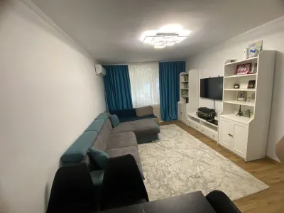 Vând apartament - Bucuresti