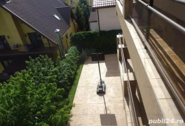 Casă București - poza 1