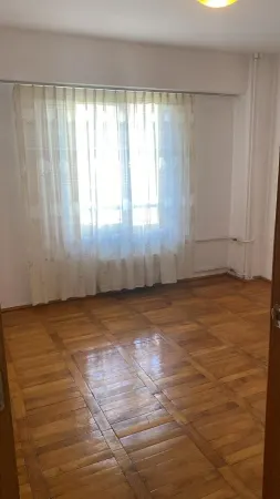 Apartament 3 camere București - poza 2
