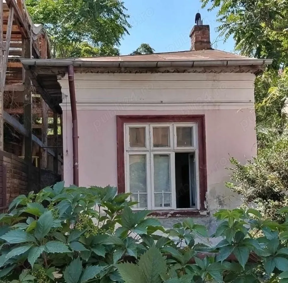 Casă București - poza 1