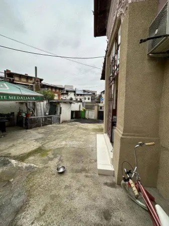 Casă București - poza 9