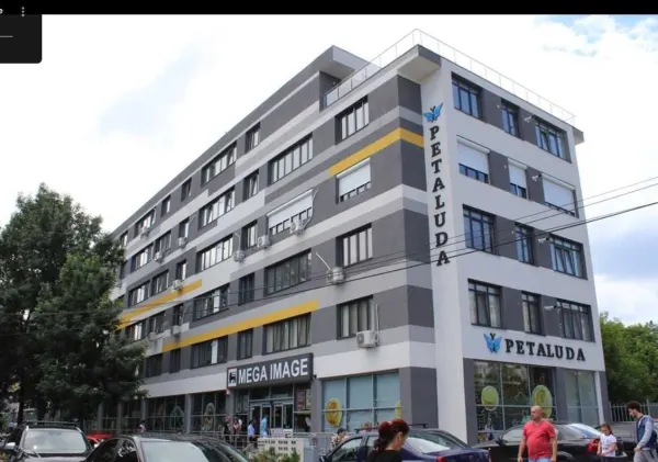 Apartament 3 camere București - poza 1