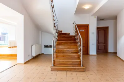 Casă București - poza 17