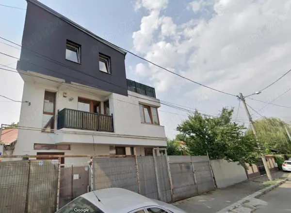 Casă București - poza 1