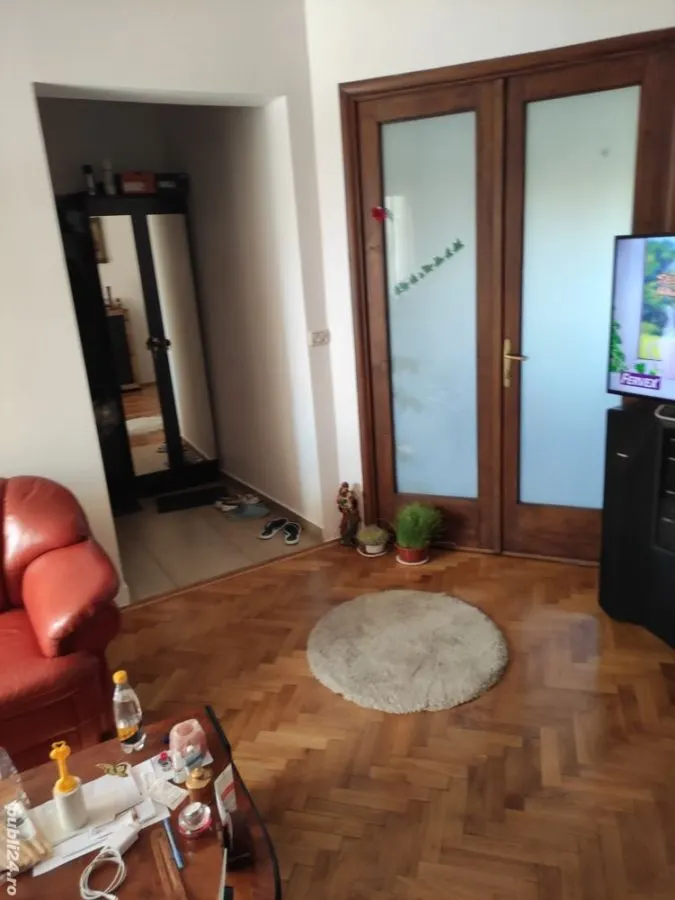 Apartament 3 camere București - poza 1