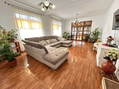 Casă București - poza 2