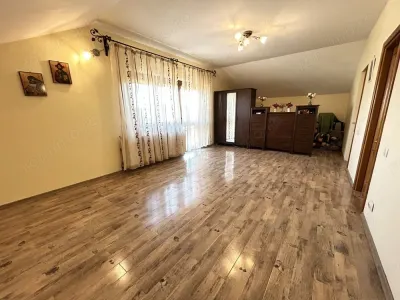 Casă București - poza 3