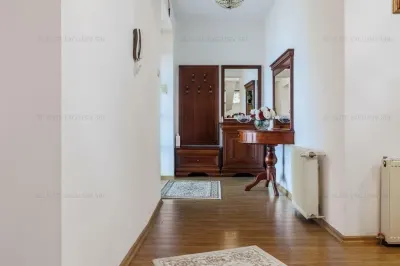Casă 8 camere București - poza 8