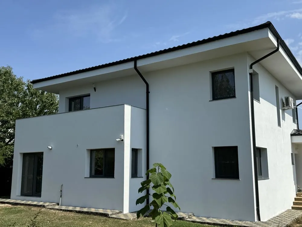 Casă 4 camere Valea Lupului - poza 1