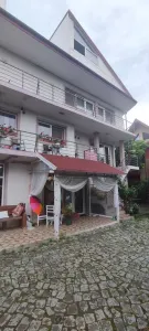 Casă 13 camere Iași - poza 3