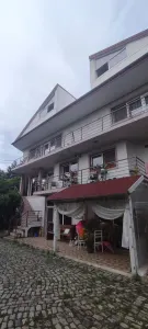 Casă 13 camere Iași - poza 4