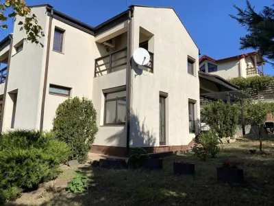 CASA/VILA DE VANZARE BUCIUM,CARTIER IC BRATIANU,235 MP UTILI,521MP TEREN - Iasi