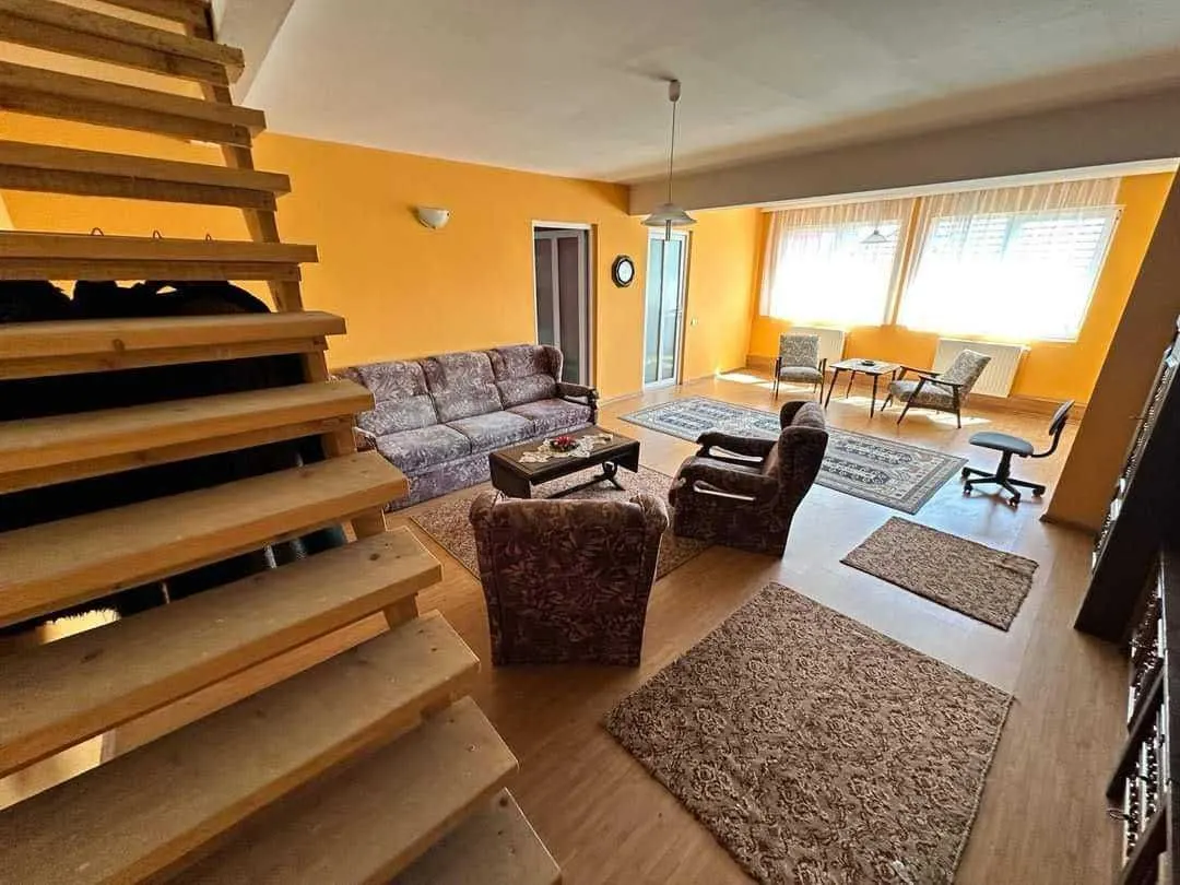 Casă 4 camere Satu Mare - poza 1