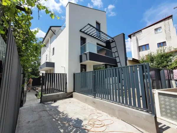 Casă 3 camere București - poza 1