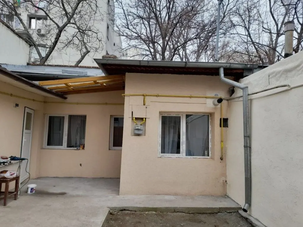 Casă 2 camere București - poza 1
