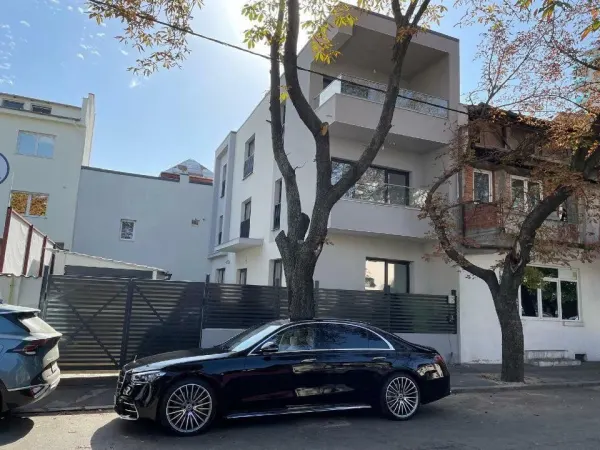 Casă 5 camere București - poza 1