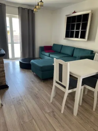 Casă 4 camere București - poza 2