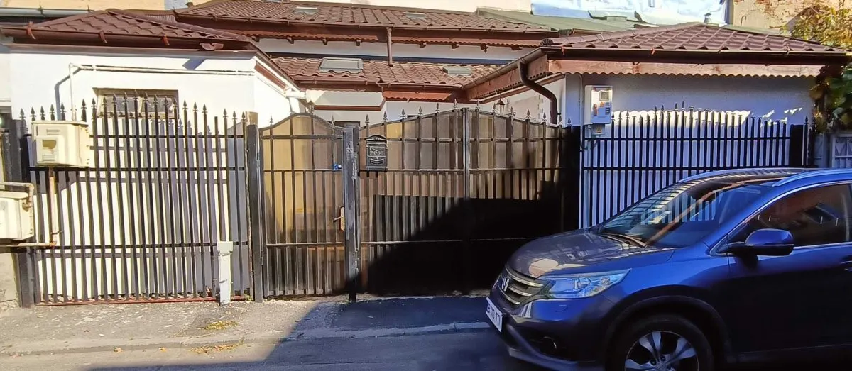 Casă 2 camere București - poza 1
