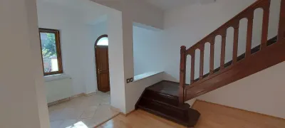 Casă 5 camere București - poza 4