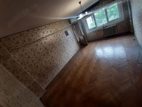 Apartament 4 camere București - poza 1