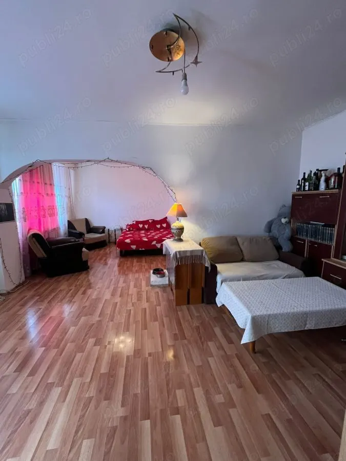 Apartament 4 camere București - poza 1
