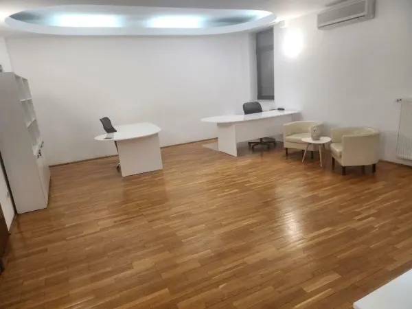 Apartament 4 camere București - poza 1